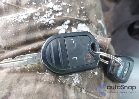 2011 Ford F-150 Xl из США, поврежденный, VIN 1FTMF1EM5BKD83118